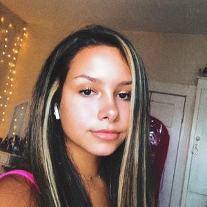 Meet your Posher, Paige